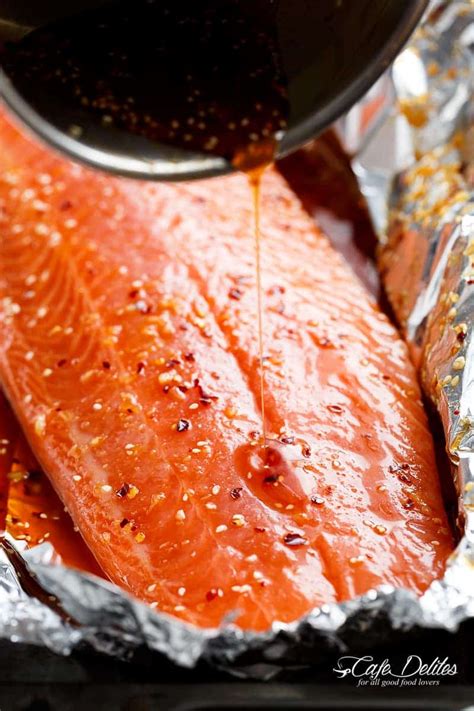 easy-honey-sesame-salmon-in-foil image