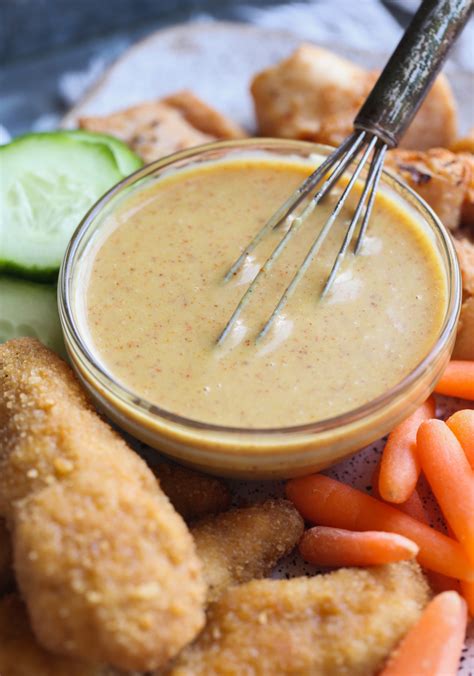 easy-honey-mustard-recipe-sweet-tangy-and-spicy-dipping-sauce image