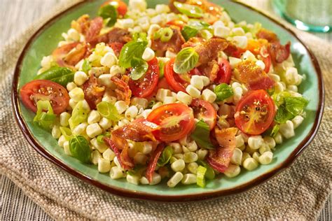 fresh-corn-tomato-and-bacon-salad-food-service image