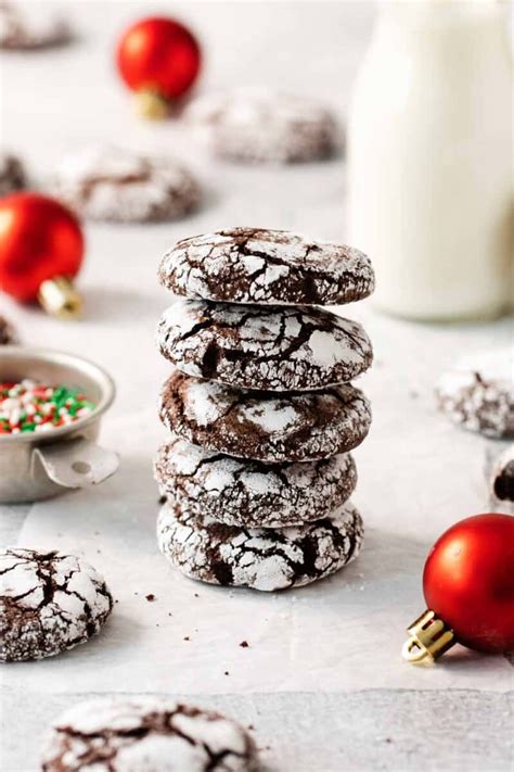 gluten-free-chocolate-crinkle-cookies-meaningful-eats image