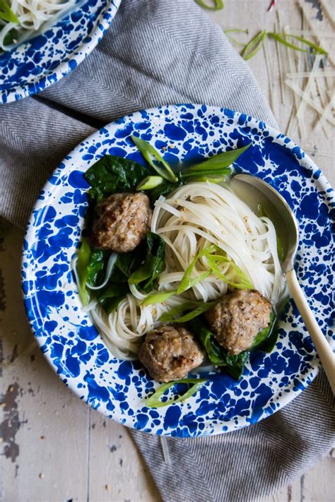 20-minute-teriyaki-meatball-noodle-bowls-country image