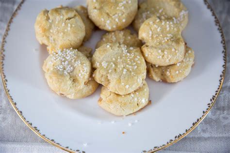 best-norwegian-cookies-recipe-how-to-make image