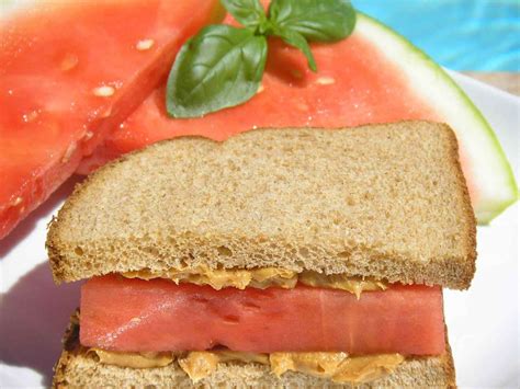 how-to-make-awesome-peanut-butter-sandwiches image
