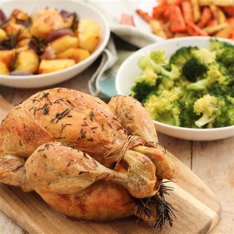 classic-roast-chicken-and-homemade-gravy-easy image