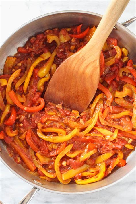 peperonata-italian-stewed-peppers image