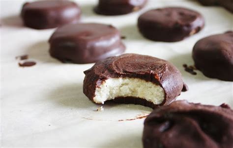chocolate-covered-mint-patties-recipe-food image