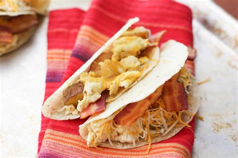bacon-and-egg-breakfast-tacos-barefeet-in-the-kitchen image