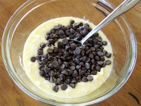 chocolate-chip-cream-cheese-cupcakes-recipe-black image