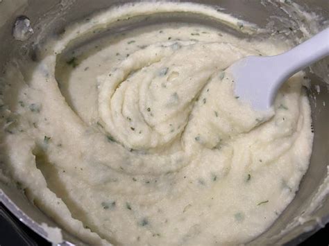 trying-julia-childs-mashed-potatoes-with-30-cloves-of image