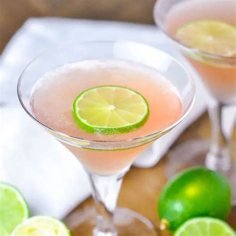 9-cucumber-vodka-recipes-to-make-you-feel image