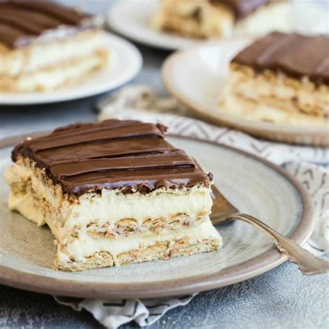 easy-chocolate-eclair-cake-culinary-hill image