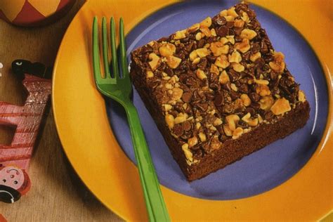 double-chocolate-fudgey-brownies-canadian image