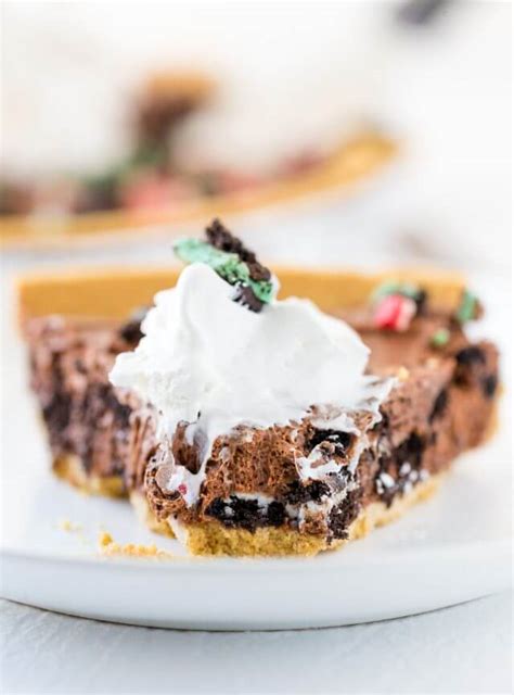 no-bake-chocolate-candy-bar-pie-a-zesty-bite image