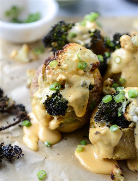 roasted-cauliflower-broccoli-stuffed-potatoes-with image