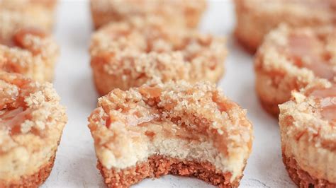 mini-caramel-apple-streusel-cheesecake-recipe-mashed image
