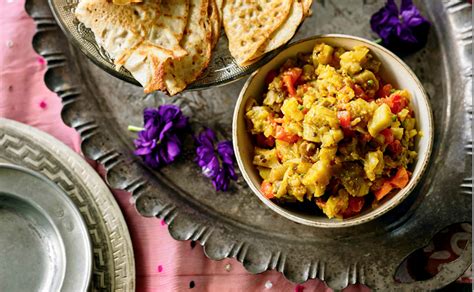 eggplant-bharta-recipe-with-indian-dosas-food image