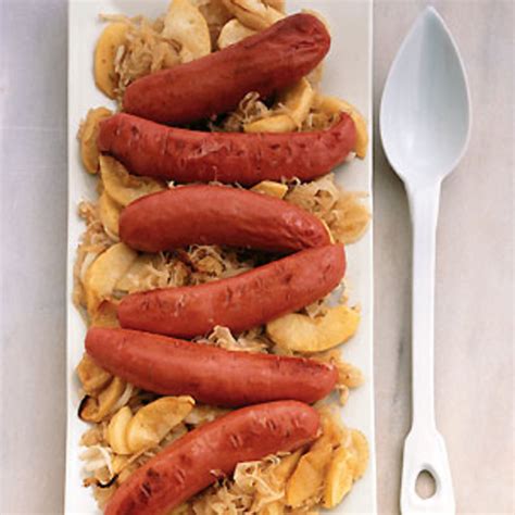cider-simmered-brats-with-apples-and-onions-bigoven image
