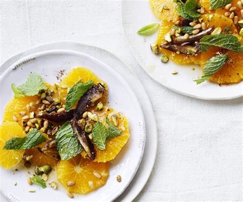 oranges-with-dates-nuts-mint-and-quatre-pices image