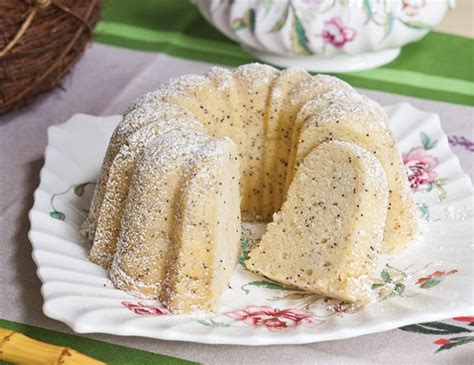 vanilla-sour-cream-poppy-seed-bundt-cake-teatime image