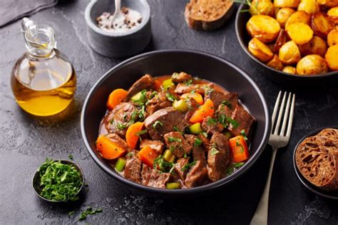 ragout-the-delicious-recipe-for-a-hearty-beef-stew image