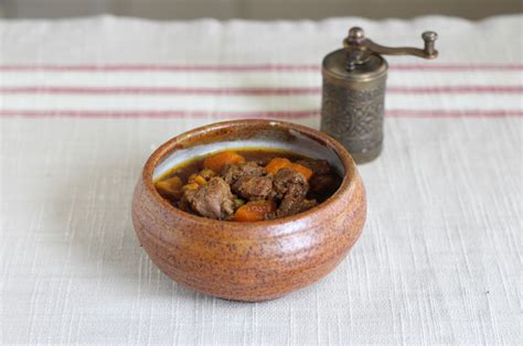 healthy-slow-cooker-moroccan-beef-stew image