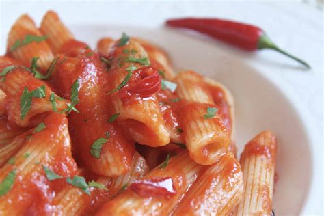 penne-arrabbiata-authentic-italian-spicy-pasta image