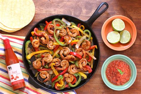 easiest-ever-shrimp-fajitas-recipe-better-living image