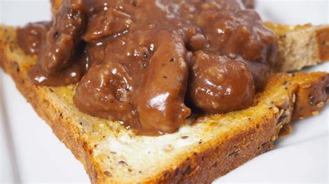 simple-delicious-devilled-kidneys-on-toast image