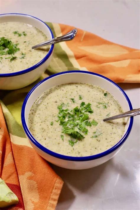 creamy-homemade-white-bean-soup-recipe-with image