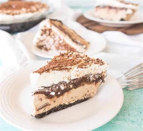 easy-coffee-toffee-ice-cream-pie-the-itsy-bitsy-kitchen image