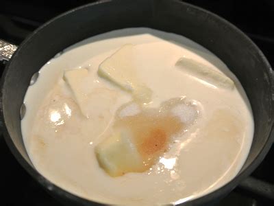 french-laundrys-apple-kuchen-with-vanilla-cream image