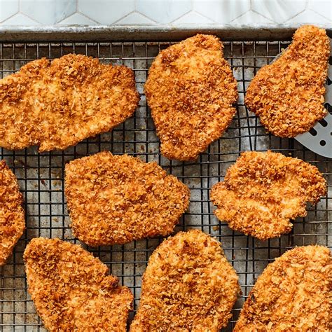 how-to-make-crispy-make-ahead-chicken-cutlets image