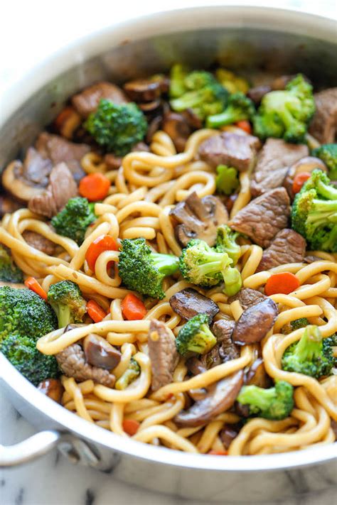 beef-noodle-stir-fry-damn-delicious image