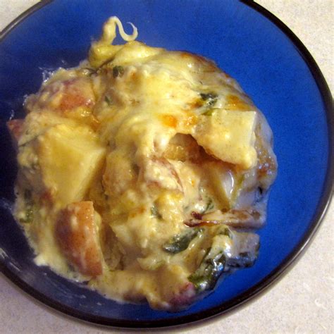 spinach-caramelized-onion-and-muenster-au-gratin image