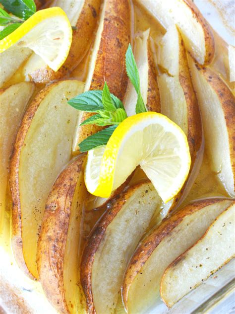 greek-style-potatoes-with-lemon-so-tender-and-soft image