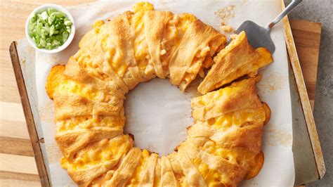 mac-and-cheese-crescent-ring-recipe-pillsburycom image