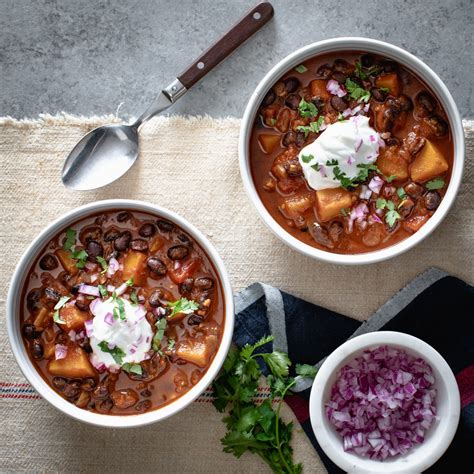 vegetarian-butternut-squash-chili-with-black-beans image