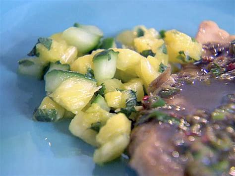 chicken-with-jerk-sauce-and-cool-pineapple-salsa image