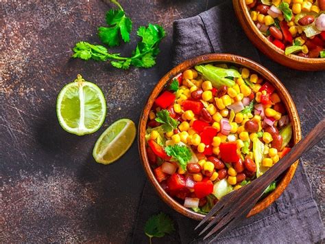 easy-corn-and-pinto-bean-salad-the-vegan-atlas image