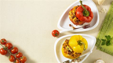 quinoa-and-beef-stuffed-peppers-we-heart-local-bc image
