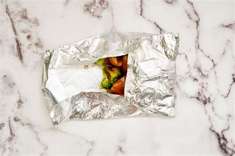 air-fryer-asian-chicken-foil-pack-dinner image