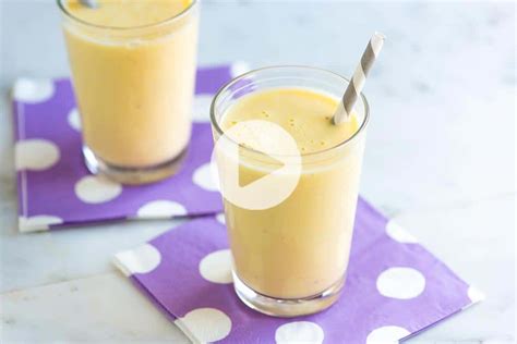 easy-5-minute-banana-smoothie-inspired-taste image