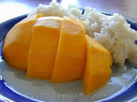 mango-on-sticky-rice-kow-neuw-mamuang image