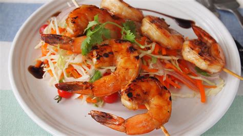 asian-style-grilled-shrimp-recipe-tablespooncom image