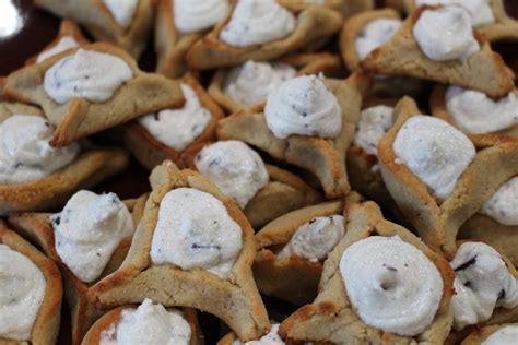 cannoli-cream-hamantaschen-cooking-keto-with-lee image