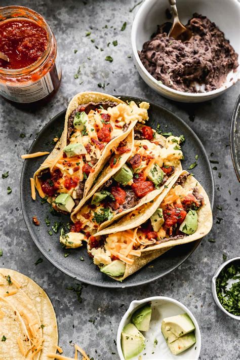 breakfast-tacos-ready-in-15-minutes-wellplatedcom image