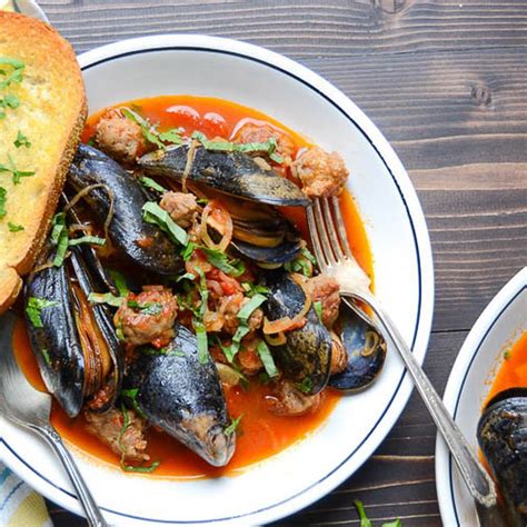 best-mussels-and-sausage-recipe-how-to-make-garlic image
