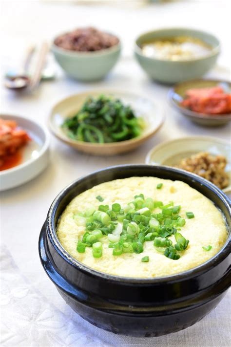 gyeranjjim-korean-steamed-eggs-korean-bapsang image