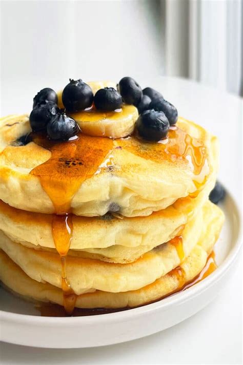 lemon-blueberry-pancakes-so-fluffy-cakewhiz image