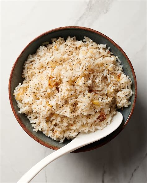 sinangag-recipe-filipino-garlic-fried-rice-kitchn image